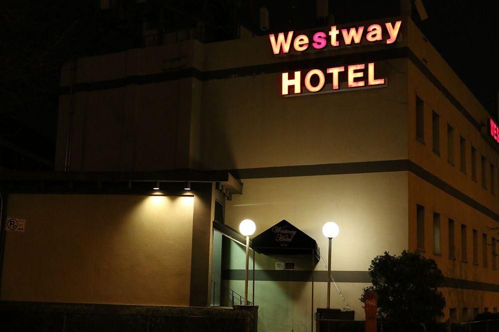 WESTWAY HOTEL AND HOSTEL