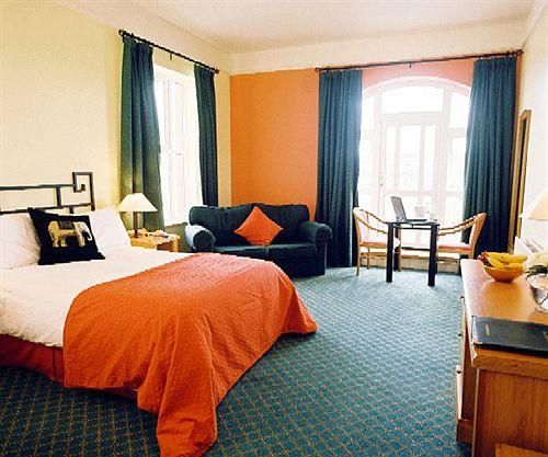 Woodlands Hotel & Leisure Centre