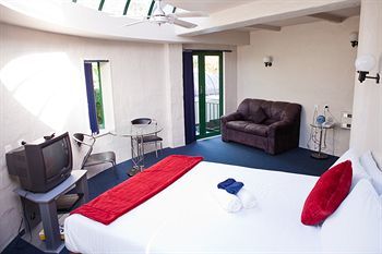 Parklane Motor Lodge