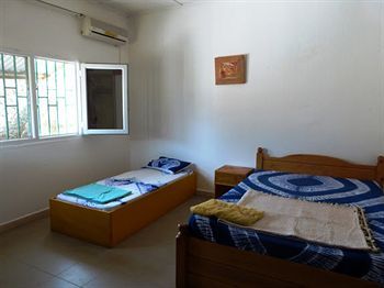 CECILIA'S CORNER GUEST HOUSE