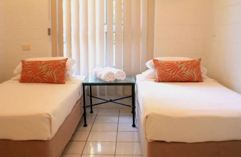 CLIFTON PALMS HOLIDAY