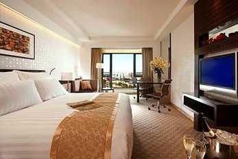 Royal Park Hotel