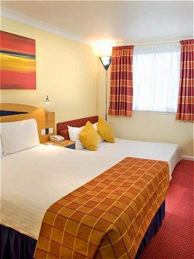 Holiday Inn Express Stirling, an IHG Hotel