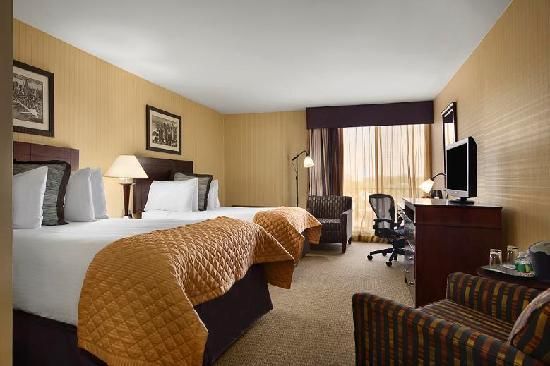 Wyndham Garden Hotel Newark Airport