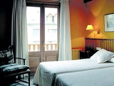 Hotel Ribaeta