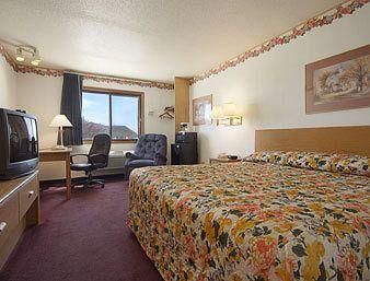 Days Inn by Wyndham Muncie -Ball State University