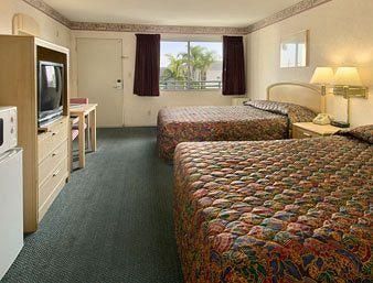 Ramada by Wyndham Anaheim Maingate North