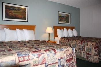 Northwoods Inn & Suites