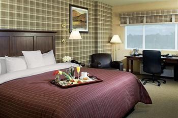 Sheraton Hotel Midwest City at the Reed Conference Center