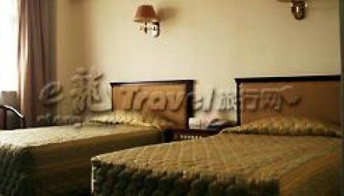 JUN SHENG HOTEL