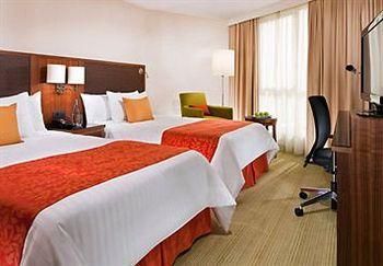 Courtyard by Marriott Paris Arcueil