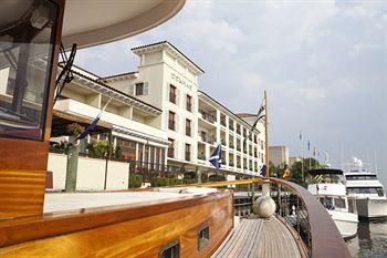 Delamar Greenwich Harbor