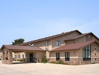 Motel 6-Kewanee, IL