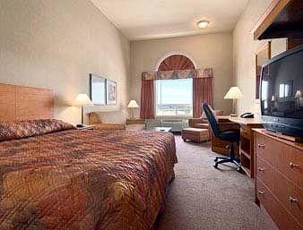 Ramada by Wyndham Ponoka