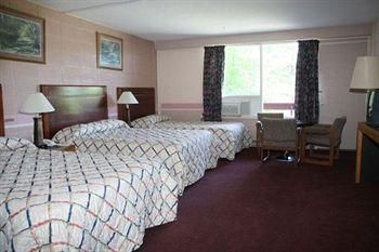 Hill Island Resort