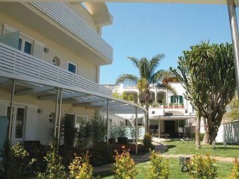 Marina 10 Boutique&Design Hotel
