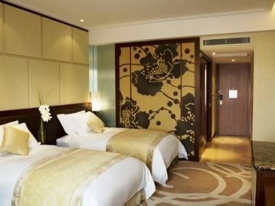 New World Dalian Hotel
