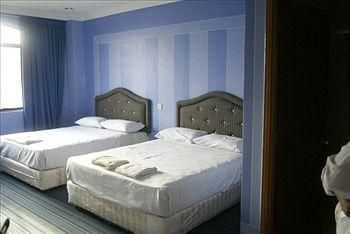 Hotel Sungai Emas