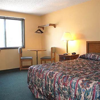 Motel 6-Albert Lea, MN