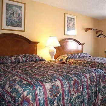 Motel 6-Albert Lea, MN