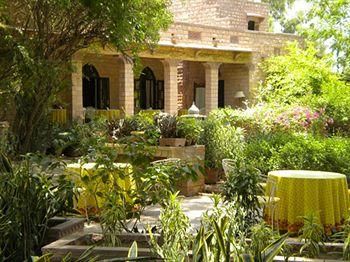 Outdoor Pictures 21