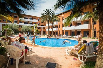Apartamentos Turisticos Parque Tropical