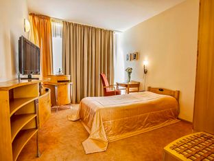 Hotel Image 1