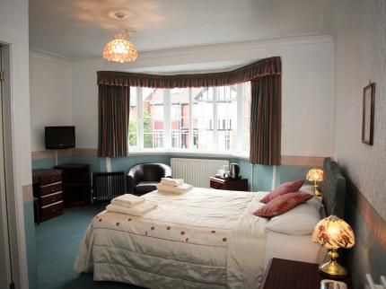 Westbourne Lodge