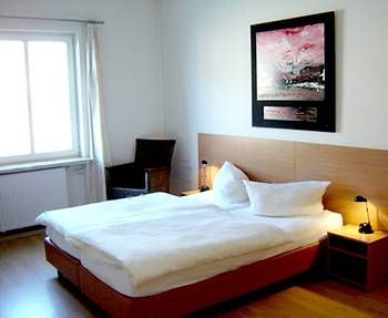 City Hotel