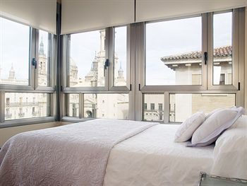 Apartamentos Turísticos Sabinas El Pilar