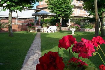Outdoor Pictures 20
