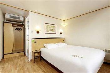 Kyriad Tarbes Bastillac