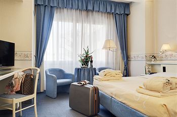 Hotel Bristol Buja