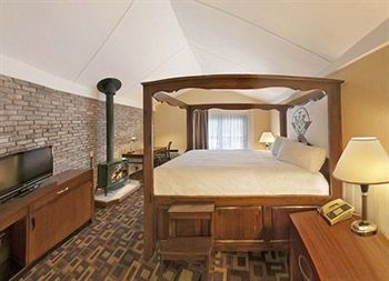 Cortina Inn & Resort