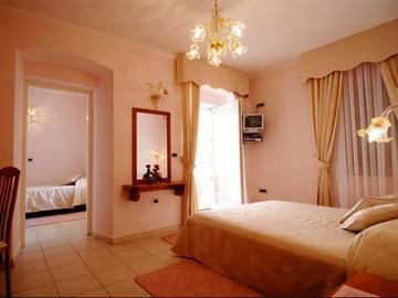 HOTEL VILLA DEIS