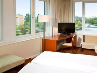 Hotel Image 2