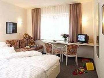 Hotel Kunterbunt - by homekeepers