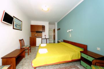 Hotel Dionysis Studios