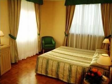 Ambassador Palace Hotel