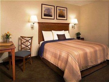 Candlewood Suites-Augusta, an IHG Hotel