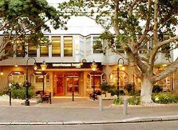 Townhouse Hotel