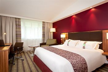 Holiday Inn Lille Ouest Englos, an IHG Hotel