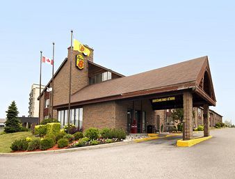 Super 8 by Wyndham Sudbury ON