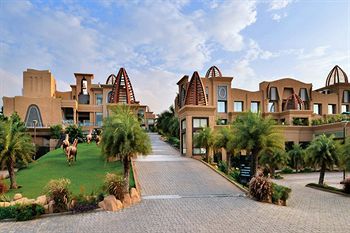 Outdoor Pictures 24