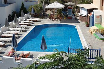 ESTIA HOTEL & STUDIO