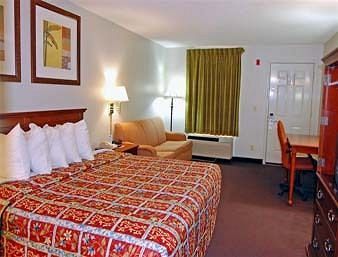 Days Inn by Wyndham Lamont/Monticello