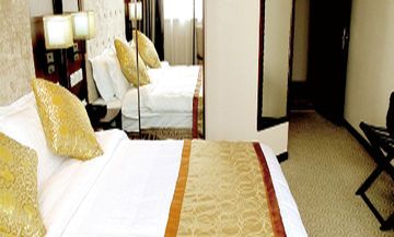 Wealthy Hotel