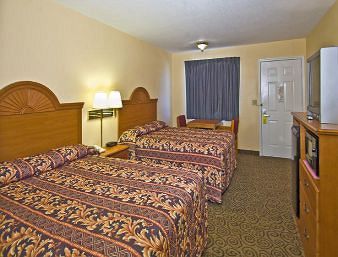 Super 8 by Wyndham Siloam Springs