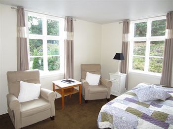 Dragsvik Fjordhotel