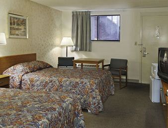 Travelodge by Wyndham Great Bend